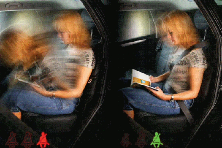 Dây an toàn giúp bạn tránh nguy cơ vùng đầu và cổ bị va đập về phía trước