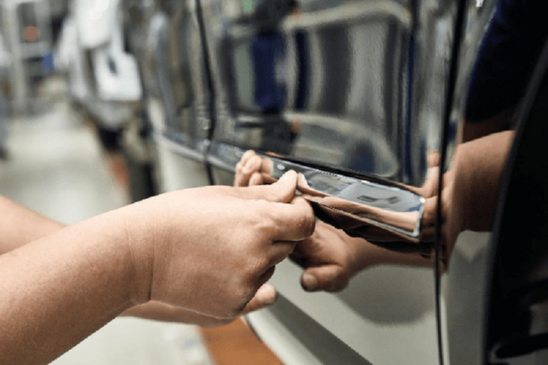 cách xóa vết xước trên xe ô tô