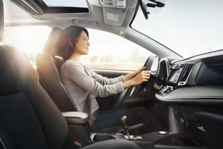 Thói quen lái xe an toàn là yếu tố quan trọng giúp bạn phòng tránh nguy cơ lật xe