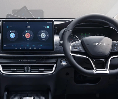 BYD M6