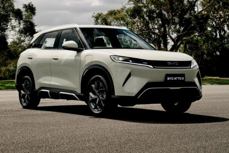 đánh giá byd atto 2